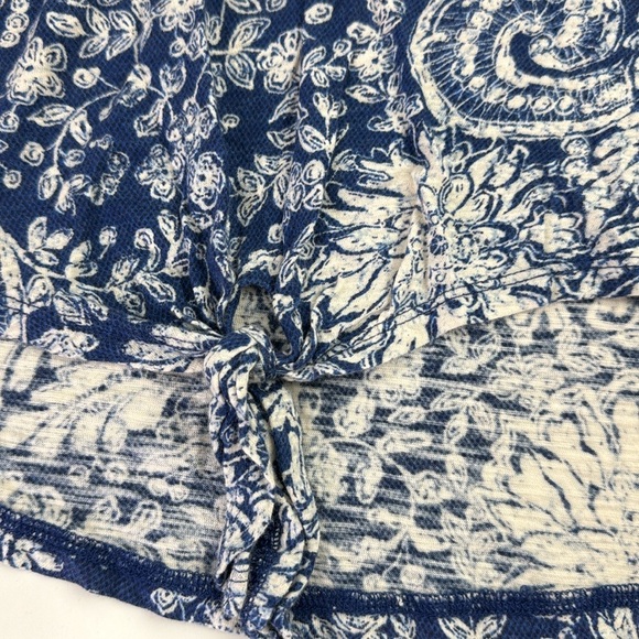 Lucky Brand Blue & White ¾ sleeve Peasant Top - Picture 8 of 9